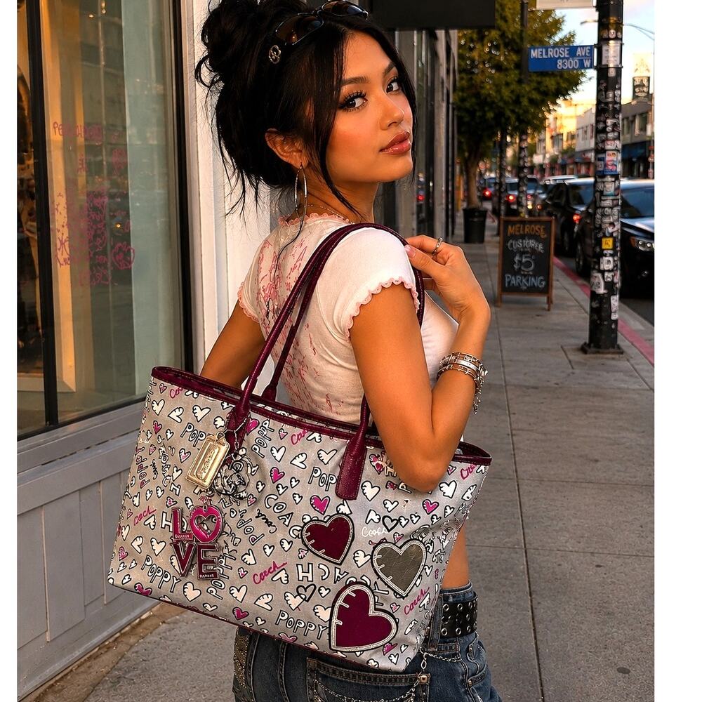 vintage Coach Poppy Coated Canvas Graffiti Hearts Tote Bag magenta gray black